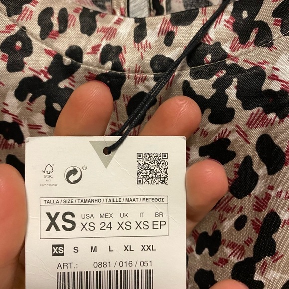 Zara | Sateen Leopard Top Oversized Size XS New With Tags - Picture 3 of 11